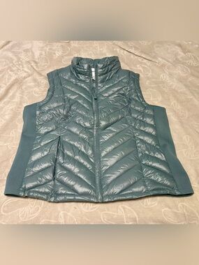 Calvin Klein Puffer Vest